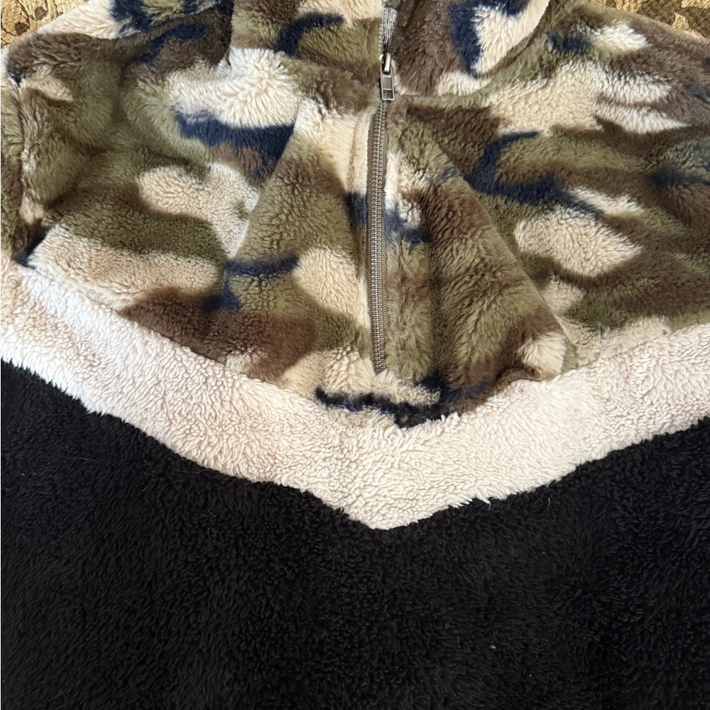 Faux Sherpa Half-Zip Pullover Sweater in Camouflage & Black
